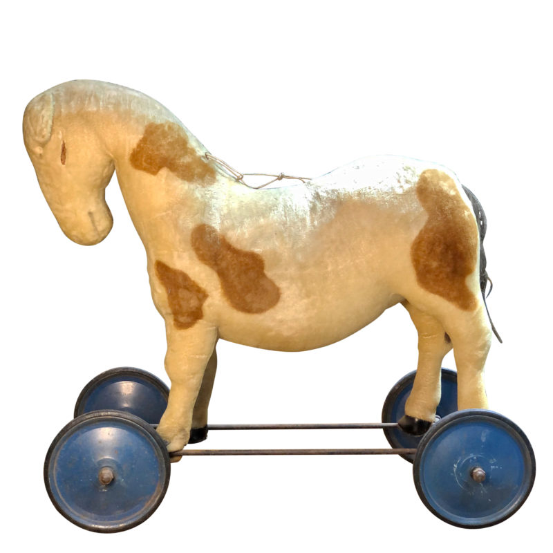 steiff horse on wheels