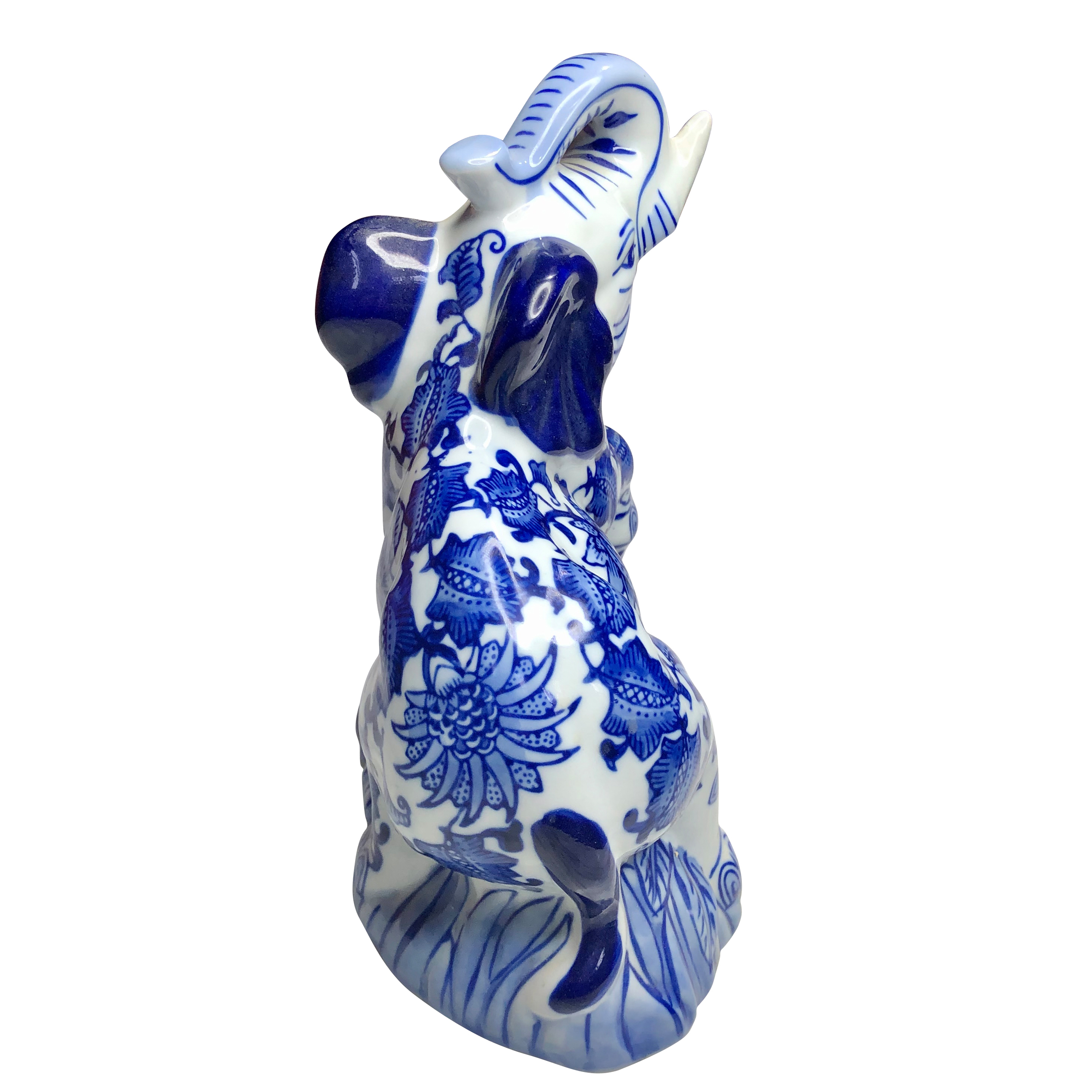 blue porcelain elephant