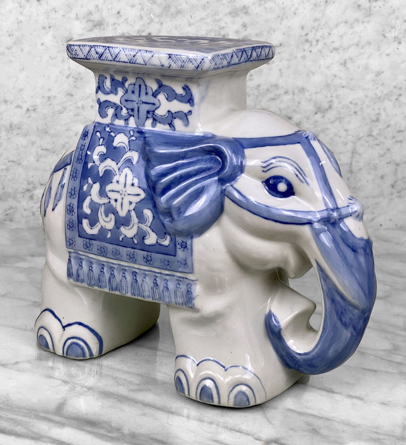 Vintage Chinese Blue & White Porcelain Elephant Plant Stand Sculpture ...