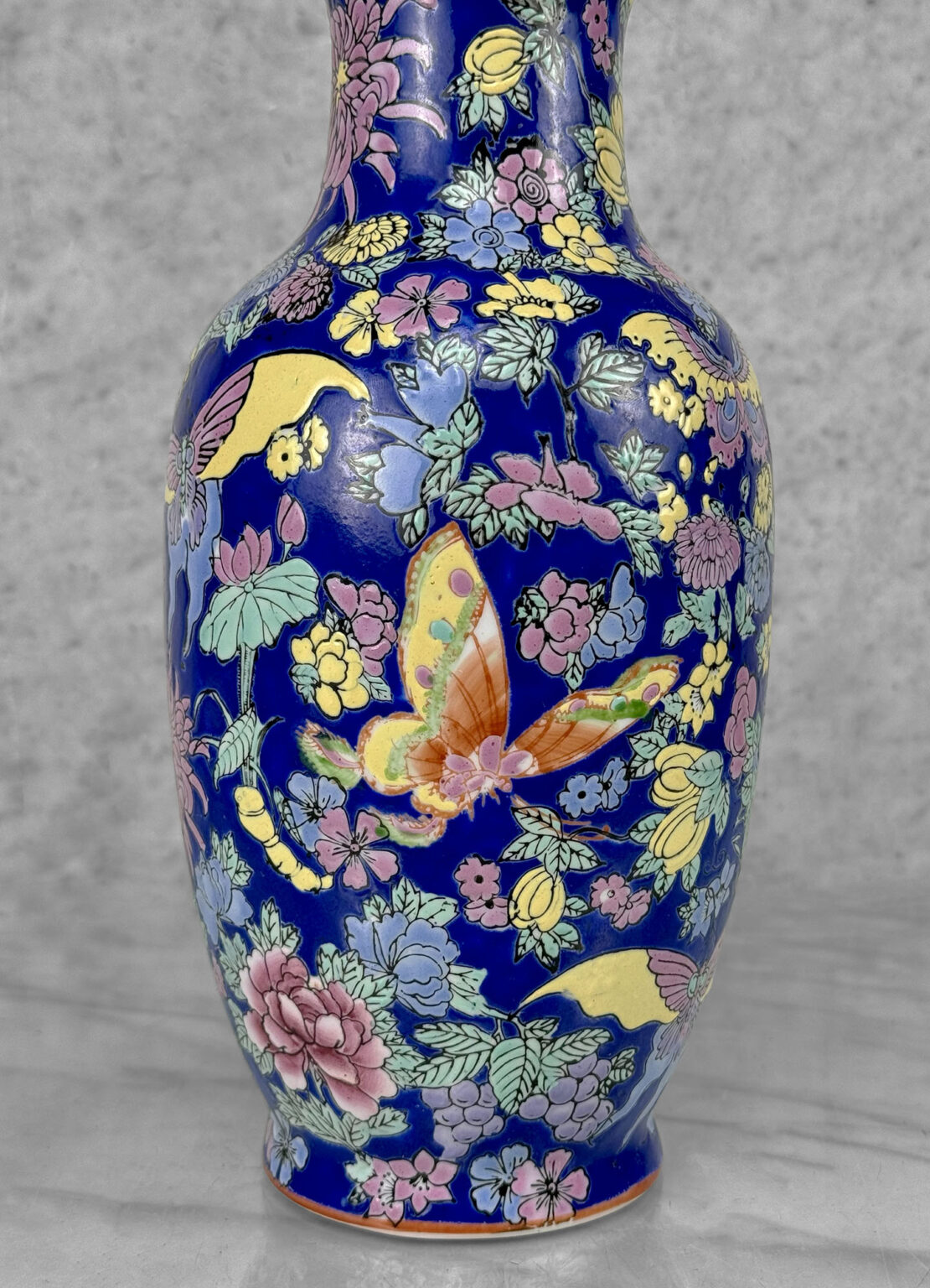 Vintage Chinese Porcelain & Enamel Blue Floral Butterfly Motif Vase ...